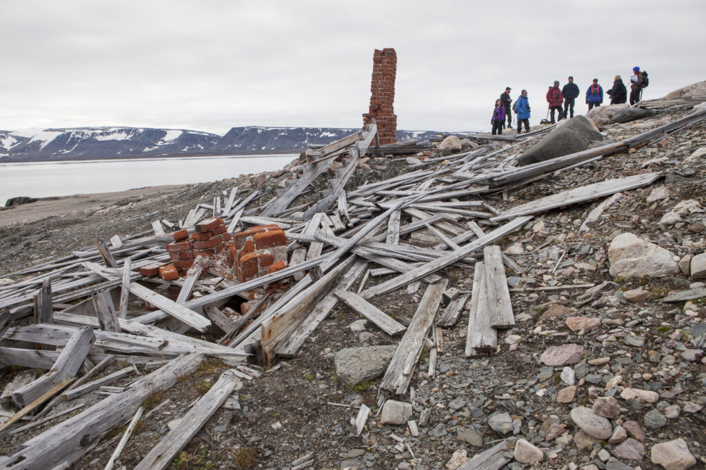 Many scientists have been attracted to the Arctic, and many signs of their presence have been left behind. Scientific station, Sorgfjorden, Svalbard. Photo: Jan Morten Bjørnbakk.