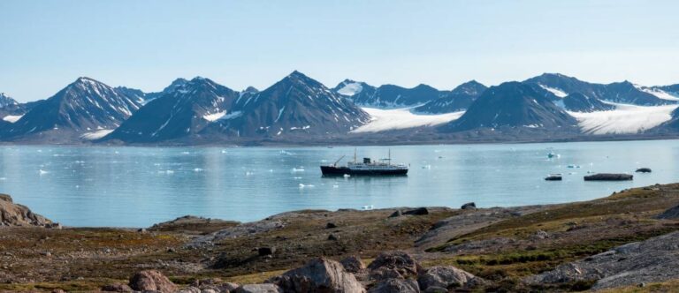 Thumbnail for New Study: Expedition Cruise Ships Among Quietest in Arctic Waters